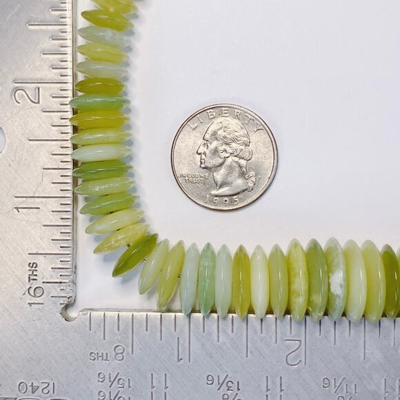 Signed Sterling Silver Jay King Graduated Green Serpentine Disc Beaded Necklace - Picture 10 of 16